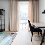 アパート 2homerent Garbary 5