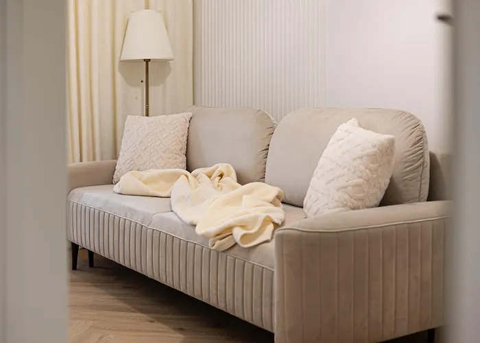 2homerent Garbary 5 Apartman *